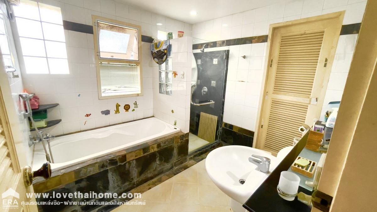 ขายบ้านเดี่ยว ซอยพหลโยธิน45 หมู่บ้านเกษตรพัฒนา พื้นที่204ตรว. ขาย19.9ล้าน อยู่ติด ม.เกษตรฯ ปากซอยเป็นรถไฟฟ้าสถานีกรมป่าไม้ เข้าออกได้2ทาง ทั้งถนนพหลโยธินและถนนบางเขน