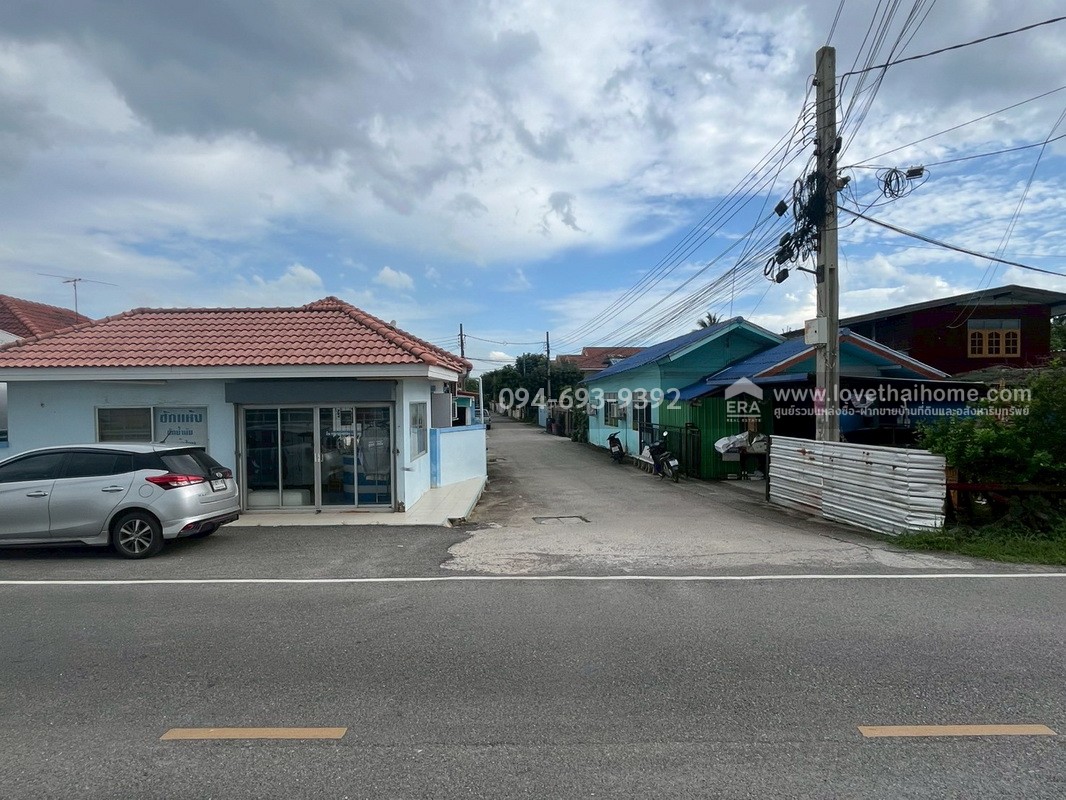 ขายบ้านเดี่ยว 2 ชั้น หมู่บ้านรุ่งกานต์1 เฟส2 บางบัวทอง ขายพร้อมผู้เช่า พื้นที่ 51.2 ตรว. บ้านสวย พร้อมอยู่ พร้อมขาย มี 2 หลังคู่ ขายรวม/แบ่งขายได้ค่ะ