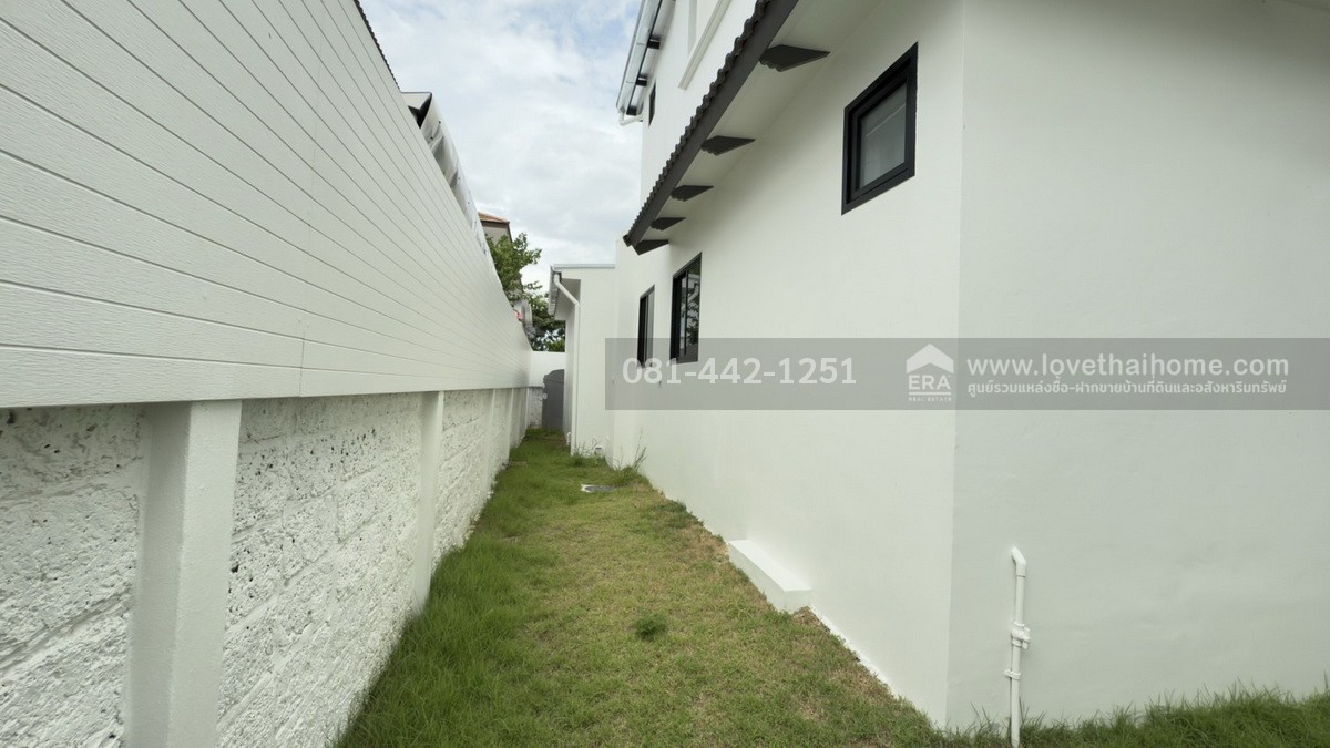 ขายบ้านเดี่ยว 2 ชั้น หมู่บ้านลดาวัลย์ ถนนบรมราชชนนี พื้นที่ 131 ตรว. ขาย 13.9 ล้านบาท บ้านพร้อมอยู่ โครงการคุณภาพ ใกล้ม.มหิดล