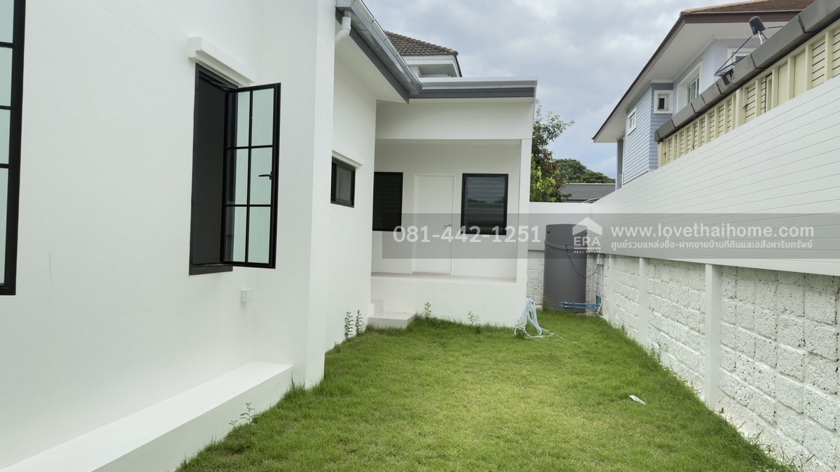 ขายบ้านเดี่ยว 2 ชั้น หมู่บ้านลดาวัลย์ ถนนบรมราชชนนี พื้นที่ 131 ตรว. ขาย 13.9 ล้านบาท บ้านพร้อมอยู่ โครงการคุณภาพ ใกล้ม.มหิดล
