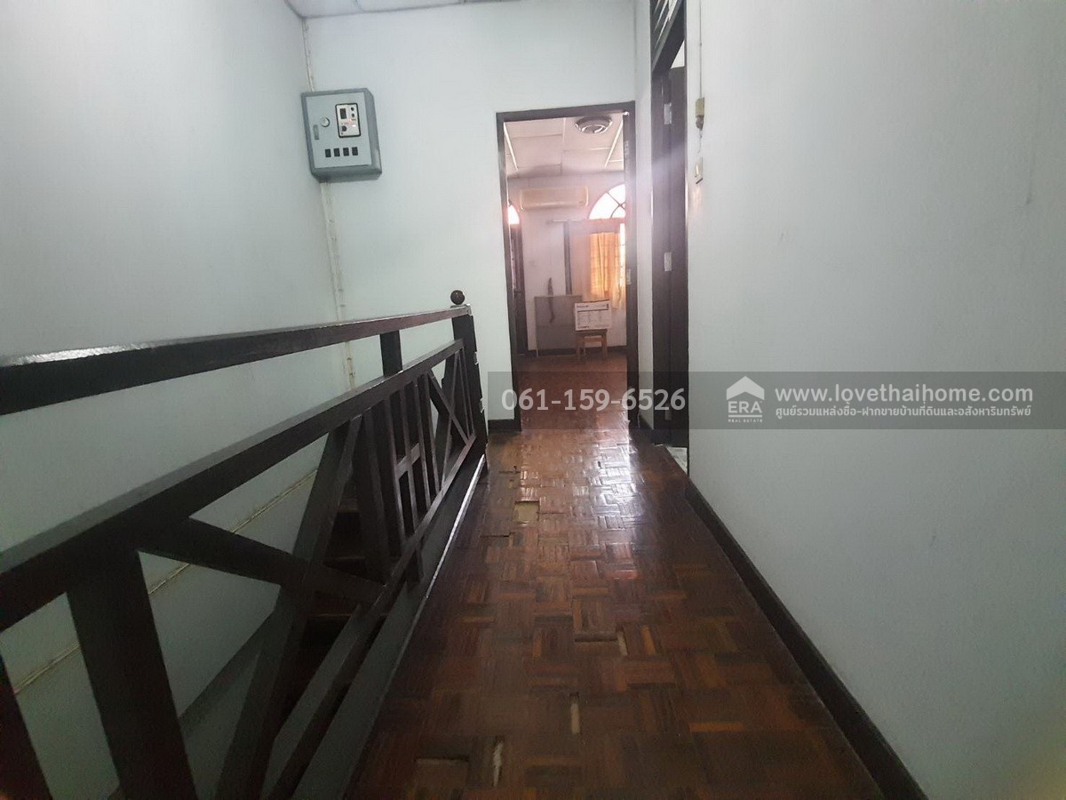 ขายทาวน์เฮ้าส์ หมู่บ้านเสนาวิลล่า คู้บอน 27 แยก 46 18 ตรว. ราคาถูก! ใกล้รถไฟฟ้าสายสีชมพู-สถานีคู้บอน