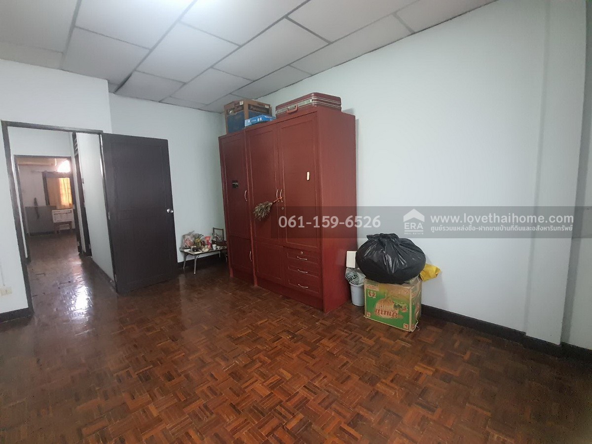 ขายทาวน์เฮ้าส์ หมู่บ้านเสนาวิลล่า คู้บอน 27 แยก 46 18 ตรว. ราคาถูก! ใกล้รถไฟฟ้าสายสีชมพู-สถานีคู้บอน