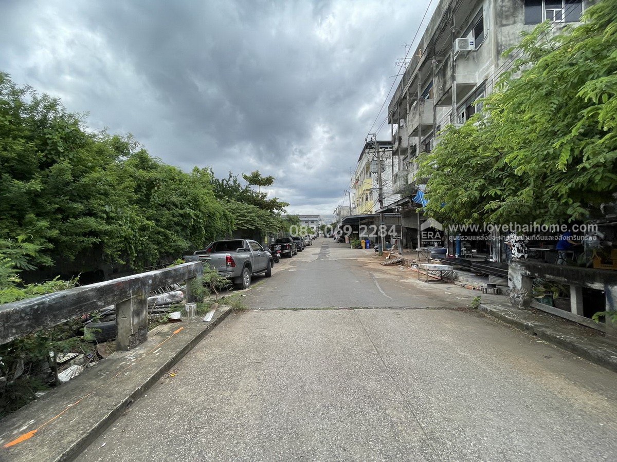 ขายที่ดิน ประชาอุทิศ 54 ใกล้มหาวิทยาลัยเทคโนโลยีพระจอมเกล้าธนบุรี (บางมด) ที่ดินแปลงใหญ่ ถมสูงแล้ว 610 ตร.วา ถนนหน้าที่ดินกว้าง 12 เมตร