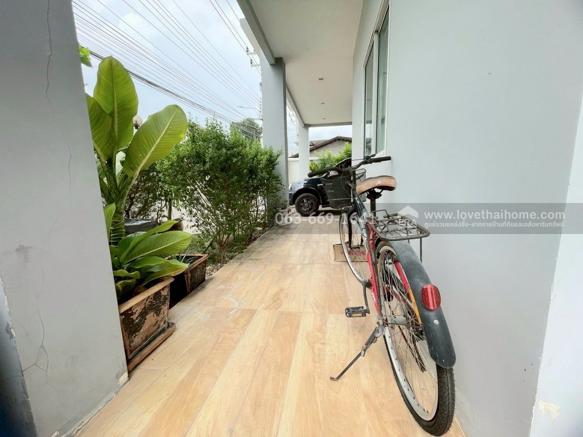 ขายด่วนบ้านเดี่ยวหรู ซอยรามอินทรา 62 เชื่อม ซอยรัชดา-รามอินทรา 3 พื้นที่ 100 ตรว. จัดเต็มทุกฟังก์ชัน ใกล้เมืองแต่สงบ ทำเลทองที่ไม่ควรพลาด 5 นาทีถึงโทลล์เวย์
