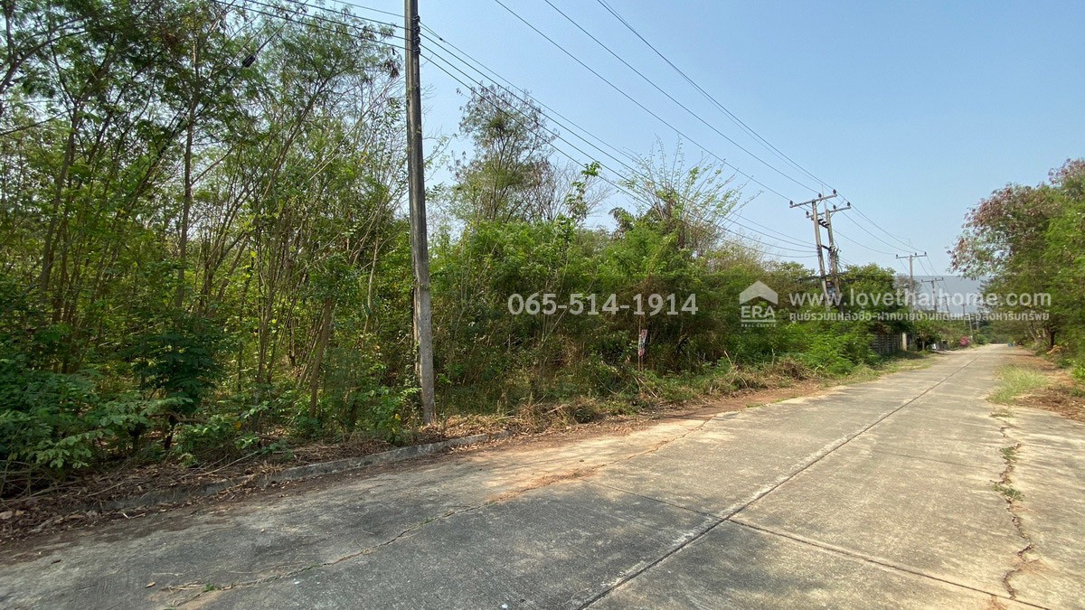 ขายที่ดิน หมู่บ้านทองธัชการ นครปฐม ขายถูกต่ำกว่าราคาประเมิน แปลงสวยติดบึง เนื้อที่ 383 ตรว. หน้ากว้าง 27 เมตร 57 เมตร หันหน้าไปทางทิศตะวันออกเฉียงเหนือ ขายเพียง 1.8 ล้านบาท