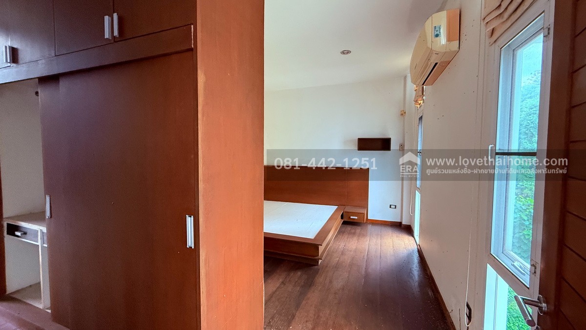 ขายบ้านเดี่ยว2ชั้นซอยบรมราชชนนี62/6 หมู่บ้านกรีนนิชชาเล่ต์ พื้นที่ 90 ตรว. ขาย 9.9 ล้านบาท ทำเลดีมาก ใกล้จุดขึ้น-ลงทางยกระดับบรมราชชนนี