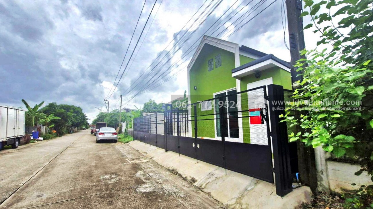 ขายบ้านเดี่ยวเลียบคลอง 3 ในซอยทรงพล 1 คูคต ปทุมธานี บ้านสร้างใหม่ 45 ตร.วา ใกล้รถไฟฟ้า BTS (สถานีคูคต) และ รพ.สินแพทย์ ลำลูกกา