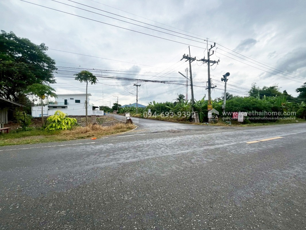 ขายที่ดิน ถนนรังสิต-นครนายก คลอง11 พื้นที่ 200 ตรว. ขายถูกๆ หน้ากว้างติดถนน 19 x 21 เมตร ติดถนนสาธารณะ เดินทางสะดวก แปลงสวย ทางไปวัดป่าคลอง11
