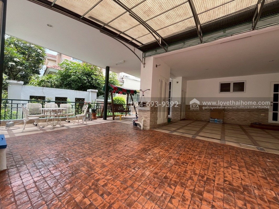 ขายบ้านเดี่ยว 2 ชั้น หมู่บ้านมัณฑนา อ่อนนุช-วงแหวน ถนนสุขาภิบาล2 ซอย25 พื้นที่ 106.4 ตรว. บ้านหรู สวย บรรยากาศเงีย เหมาะพักผ่อน อากาศดีมากๆ พร้อมอยู่ หิ้วกระเป๋ามาอยู่ได้เลย ตกแต่งใหม่พร้อมเฟอร์นิเจอร์ครบเซ็ต