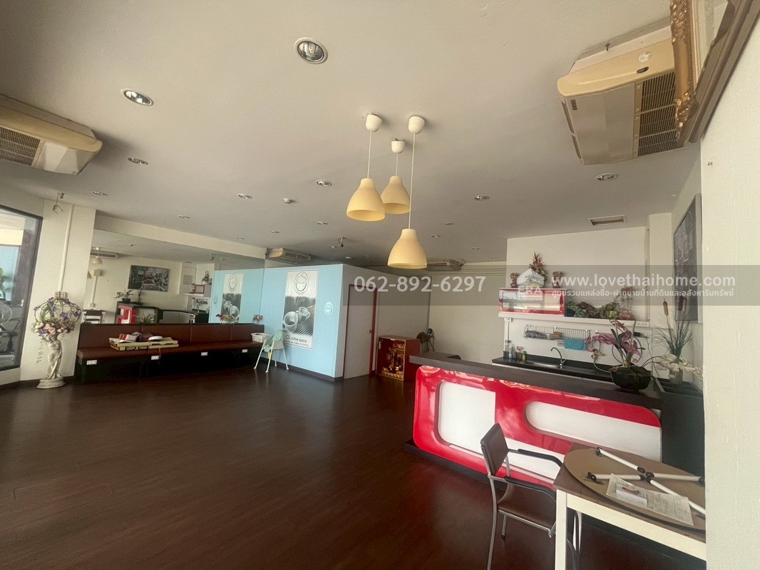 ขายคอนโด สาทรแฮปปี้แลนด์ทาวเวอร์ เซนต์หลุยส์ ขนาด 71.43 ตรม. ขายราคา 5,500,000 บาท ชั้น1 ทำเลทองกลางเมืองสาทร ราคาสุดคุ้มทำเลแบบนี้หาไม่ได้อีกแล้วในย่านนี้ ติดต่อก่อนพลาดโอกาสทอง โทร.062-892-6297