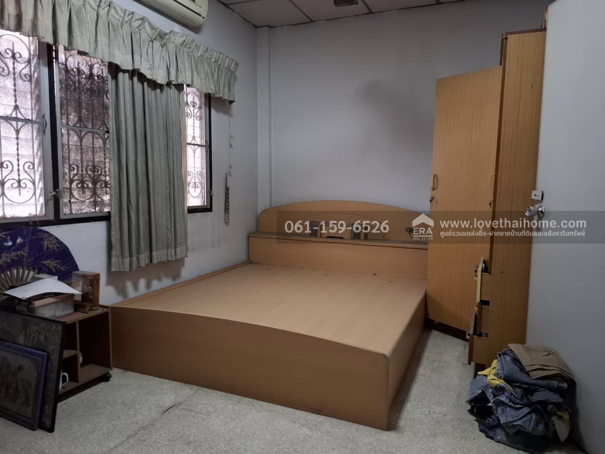 ขายทาวน์เฮ้าส์ หมู่บ้านรินทร์ทอง รามคำแหง 190 บ้าน 3 ชั้น 21.9 ตร.วา ใกล้รถไฟฟ้าสายสีส้ม-สถานีเคหะรามคำแหง (ยังไม่เปิดให้บริการ) เดินทางสะดวกในอนาคต