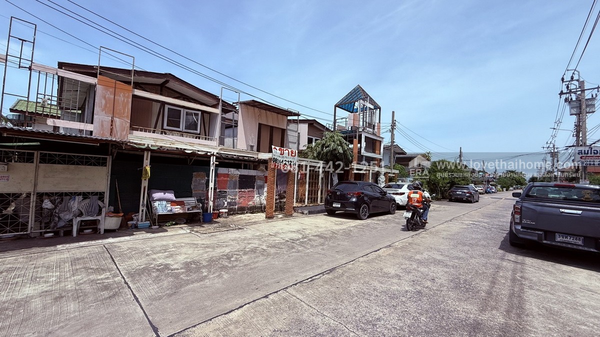 ขายที่ดินแถมบ้าน ซอยสรณคมน์25 พื้นที่ 58 ตรว. ราคาถูก ขายเพียง 4 ล้านบาท ติดถนนเมนของโครงการ ตรงข้ามสนามบินดอนเมือง