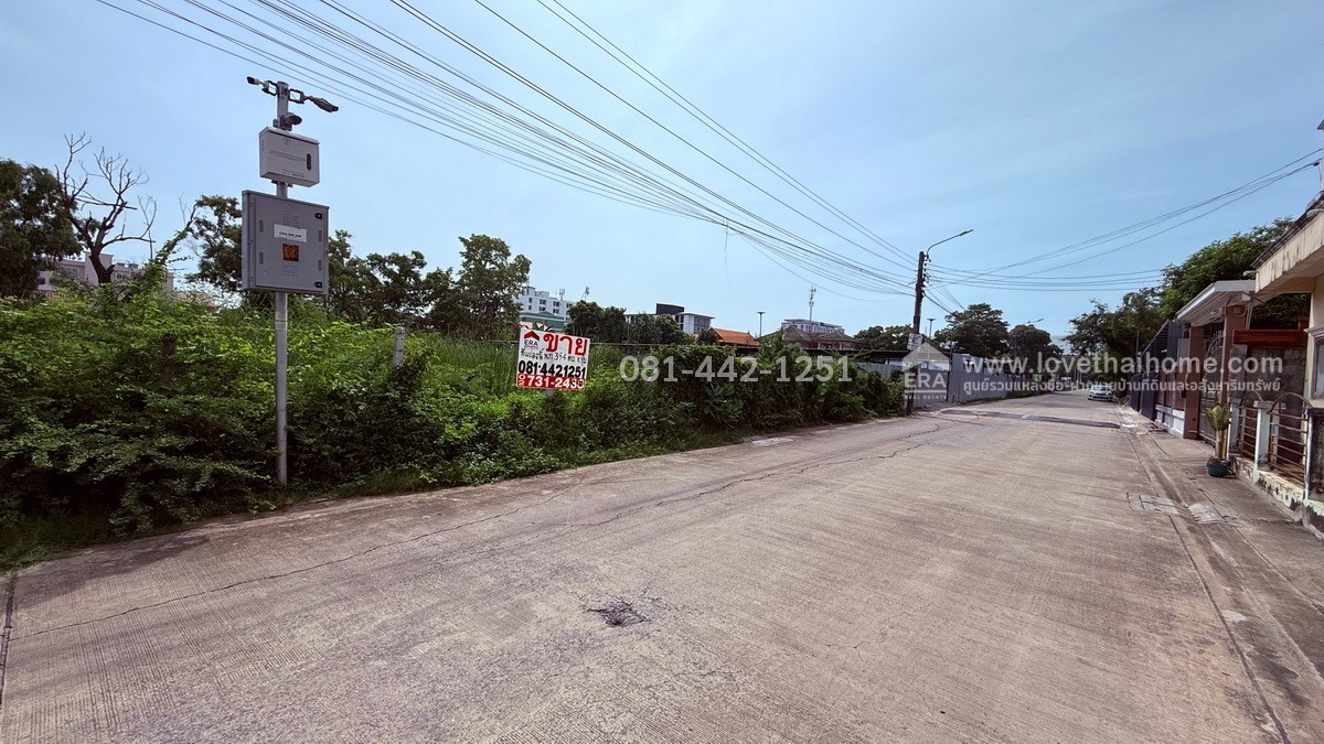 ขายที่ดิน ซอยช่างอากาศอุทิศ3 แยก6 พื้นที่ 394 ตรว. ขาย 45,000 บาท/ตรว. ทำเลดีมาก ห่างจากสนง.เขตดอนเมือง เพียง 200 เมตร
