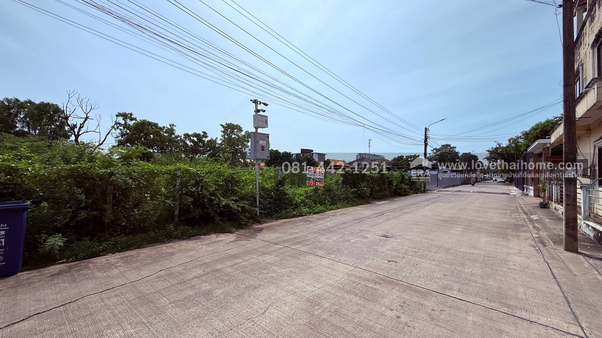 ขายที่ดิน ซอยช่างอากาศอุทิศ3 แยก6 พื้นที่ 394 ตรว. ขาย 45,000 บาท/ตรว. ทำเลดีมาก ห่างจากสนง.เขตดอนเมือง เพียง 200 เมตร