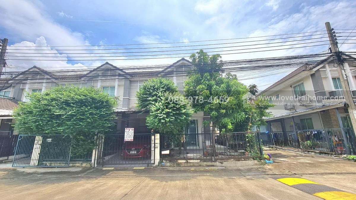 ขายทาวน์เฮ้าส์ 2 ชั้น หมู่บ้านพฤกษาวิลล์50 ถนนรามคำแหง ซอยมิสทีน หลังมุม พื้นที่ 25.4 ตรว. ใกล้รถไฟฟ้าสายสีส้ม สถานีราษฎร์พัฒนา ต่อเติมเต็มพื้นที่ แถมแอร์ 4 เครื่อง พร้อมอยู่