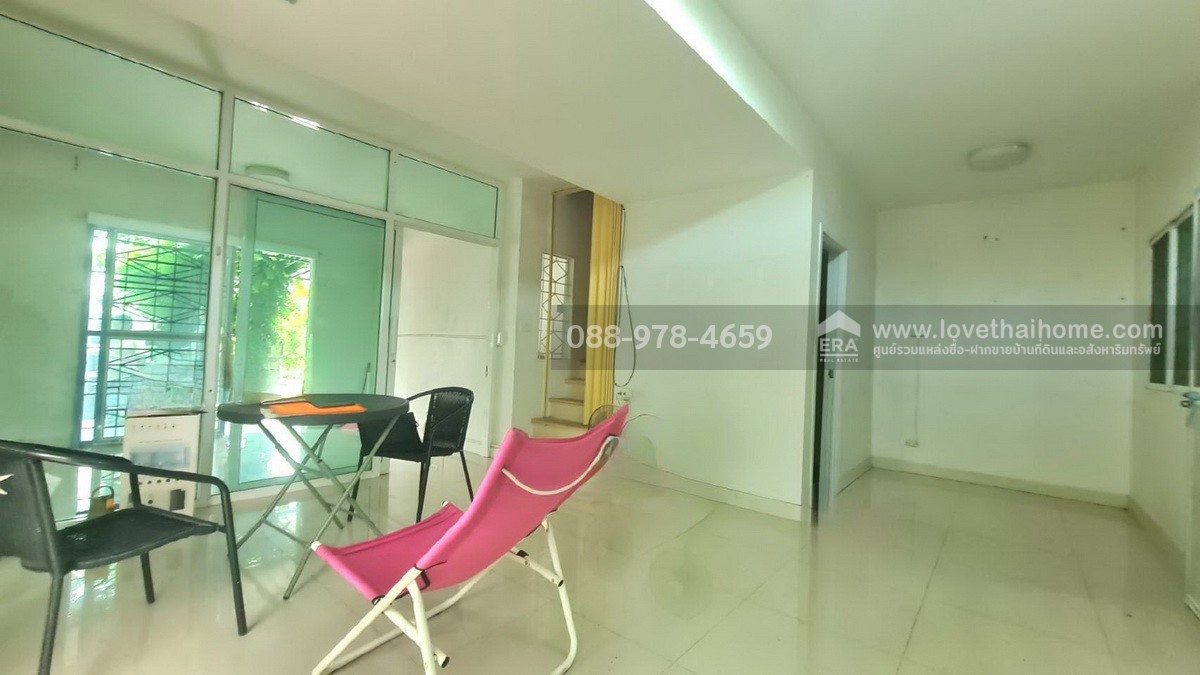 ขายทาวน์เฮ้าส์ 2 ชั้น หมู่บ้านพฤกษาวิลล์50 ถนนรามคำแหง ซอยมิสทีน หลังมุม พื้นที่ 25.4 ตรว. ใกล้รถไฟฟ้าสายสีส้ม สถานีราษฎร์พัฒนา ต่อเติมเต็มพื้นที่ แถมแอร์ 4 เครื่อง พร้อมอยู่