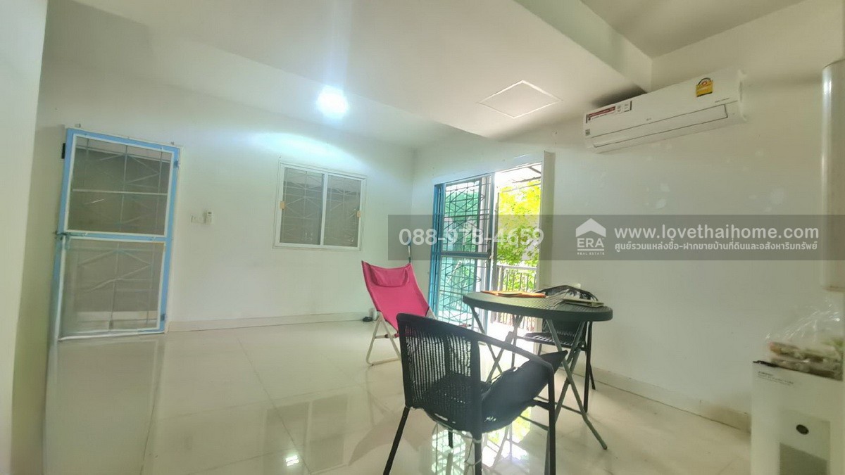 ขายทาวน์เฮ้าส์ 2 ชั้น หมู่บ้านพฤกษาวิลล์50 ถนนรามคำแหง ซอยมิสทีน หลังมุม พื้นที่ 25.4 ตรว. ใกล้รถไฟฟ้าสายสีส้ม สถานีราษฎร์พัฒนา ต่อเติมเต็มพื้นที่ แถมแอร์ 4 เครื่อง พร้อมอยู่