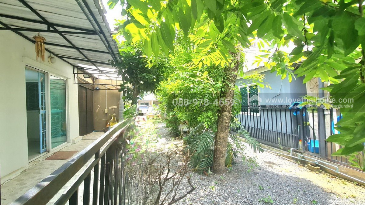 ขายทาวน์เฮ้าส์ 2 ชั้น หมู่บ้านพฤกษาวิลล์50 ถนนรามคำแหง ซอยมิสทีน หลังมุม พื้นที่ 25.4 ตรว. ใกล้รถไฟฟ้าสายสีส้ม สถานีราษฎร์พัฒนา ต่อเติมเต็มพื้นที่ แถมแอร์ 4 เครื่อง พร้อมอยู่