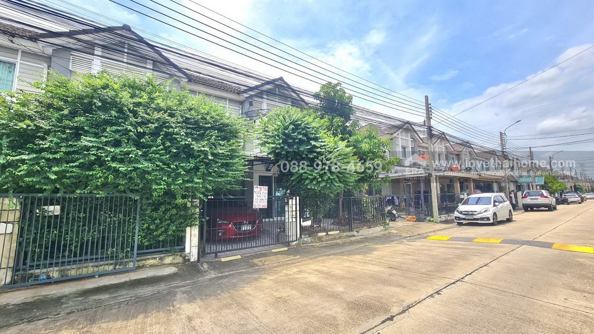 ขายทาวน์เฮ้าส์ 2 ชั้น หมู่บ้านพฤกษาวิลล์50 ถนนรามคำแหง ซอยมิสทีน หลังมุม พื้นที่ 25.4 ตรว. ใกล้รถไฟฟ้าสายสีส้ม สถานีราษฎร์พัฒนา ต่อเติมเต็มพื้นที่ แถมแอร์ 4 เครื่อง พร้อมอยู่