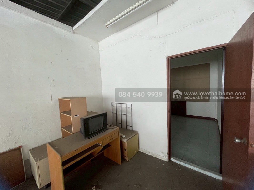 โอกาสทอง! ขายตึกแถว 3.5 ชั้น ซอยนวมินทร์105 (หมู่บ้านสามัคคี) ทำเลเยี่ยมใจกลางเมืองย่านนวมินทร์ สภาพดี พื้นที่ 28 ตรว. เหมาะสำหรับทำธุรกิจและพักอาศัยเอง เดินทางสะดวก ใกล้แหล่งชุมชน
