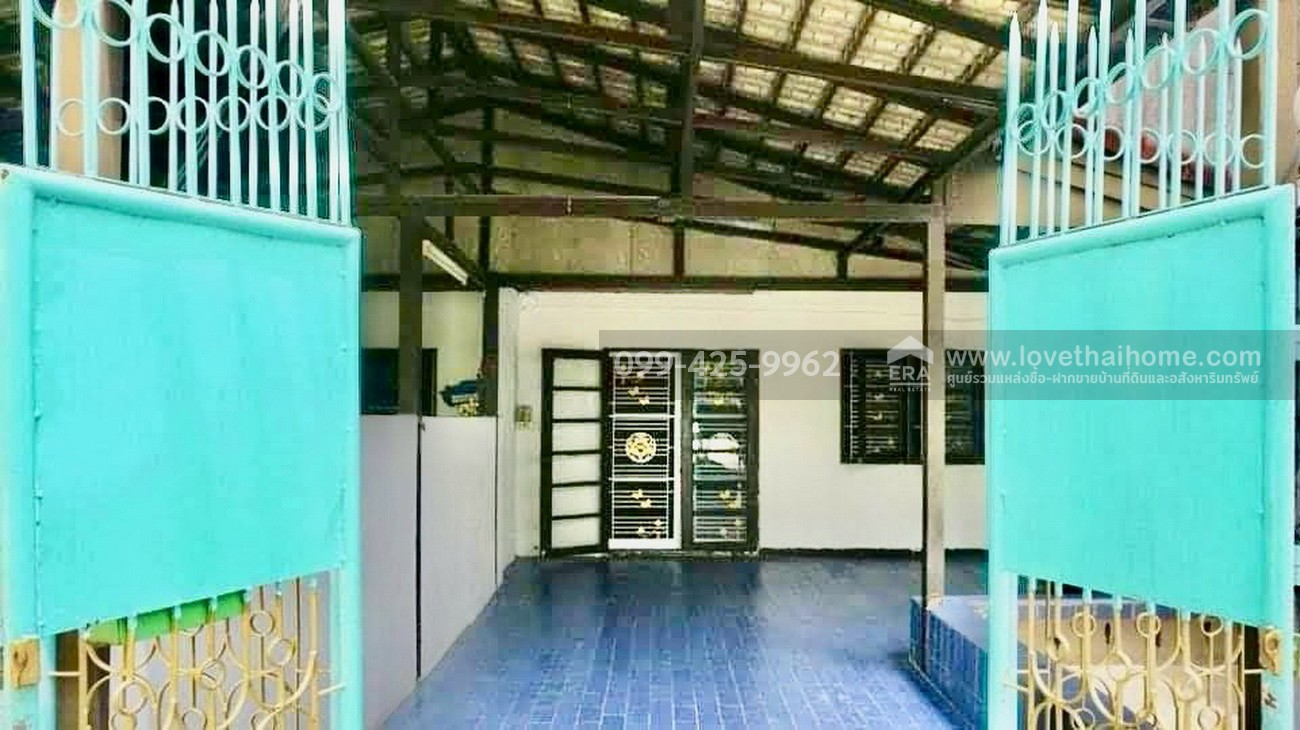 ขายทาวน์เฮ้าส์ ซ.ลาดพร้าว 101 แยก 34 หมู่บ้านชวนชม ใกล้รถไฟฟ้าสถานีลาดพร้าว 101 บ้าน 23.8 ตร.วา ต่อเติมตัวบ้าน เข้า-ออกหลายทาง: ถ.นวมินทร์, ถ.โพธิ์แก้ว,ถ.รามคำแหง