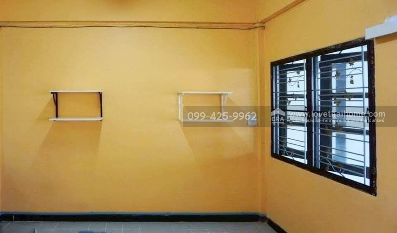 ขายทาวน์เฮ้าส์ ซ.ลาดพร้าว 101 แยก 34 หมู่บ้านชวนชม ใกล้รถไฟฟ้าสถานีลาดพร้าว 101 บ้าน 23.8 ตร.วา ต่อเติมตัวบ้าน เข้า-ออกหลายทาง: ถ.นวมินทร์, ถ.โพธิ์แก้ว,ถ.รามคำแหง