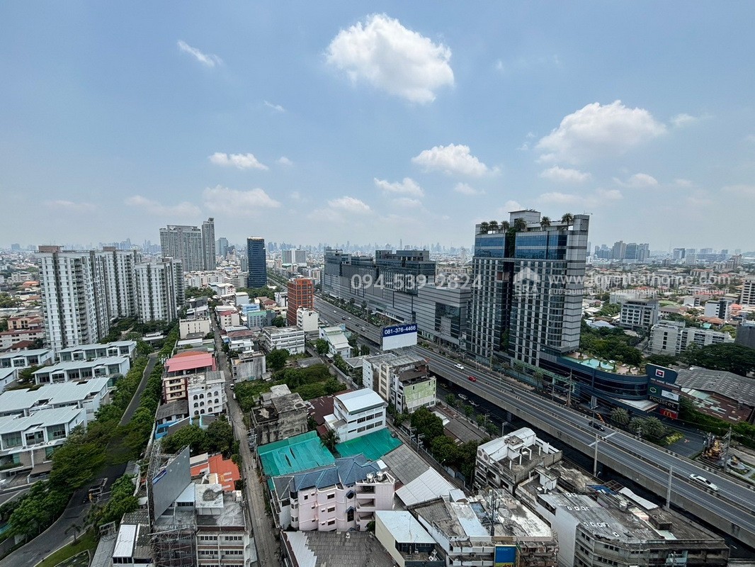 ขายคอนโด Haus 23 รัชดา-ลาดพร้าว พื้นที่ 34.11 ตรม. อยู่ชั้น 24 วิวสวย ใกล้ MRT ลาดพร้าว เพียง 200 เมตร ห้องตกแต่งสวย ขายพร้อมเฟอร์ฯ