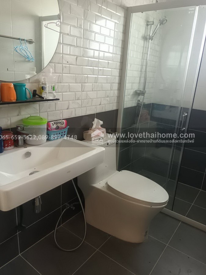 ขายบ้านแฝด หมู่บ้านภัทรีดา เรสซิเดนซ์ ราชพฤกษ์-ปทุมธานี หลังมุม 52.9 ตรว. ใกล้ทางด่วนอุดรรัถยา เดินทางเข้าเมืองสะดวก ราคาพิเศษ