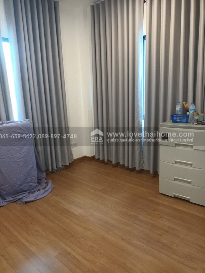 ขายบ้านแฝด หมู่บ้านภัทรีดา เรสซิเดนซ์ ราชพฤกษ์-ปทุมธานี หลังมุม 52.9 ตรว. ใกล้ทางด่วนอุดรรัถยา เดินทางเข้าเมืองสะดวก ราคาพิเศษ
