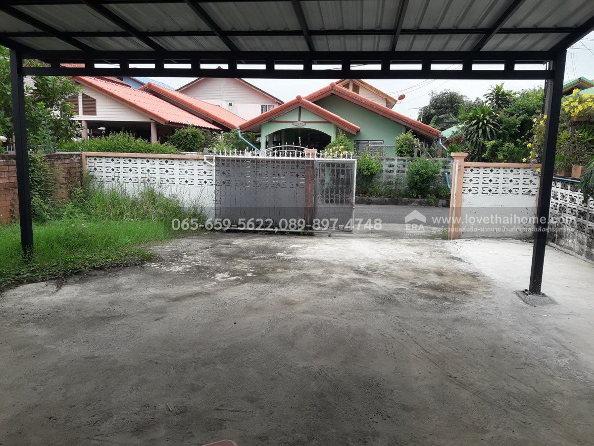 ขายบ้านชั้นเดียว หมู่บ้านเพชรปทุม ซ.1 ถ.ปทุมธานี-ลาดหลุมแก้ว พื้นที่ 55 ตรว. ใกล้ทางด่วน และ ถนนวงแหวน ขายราคาถูกมาก