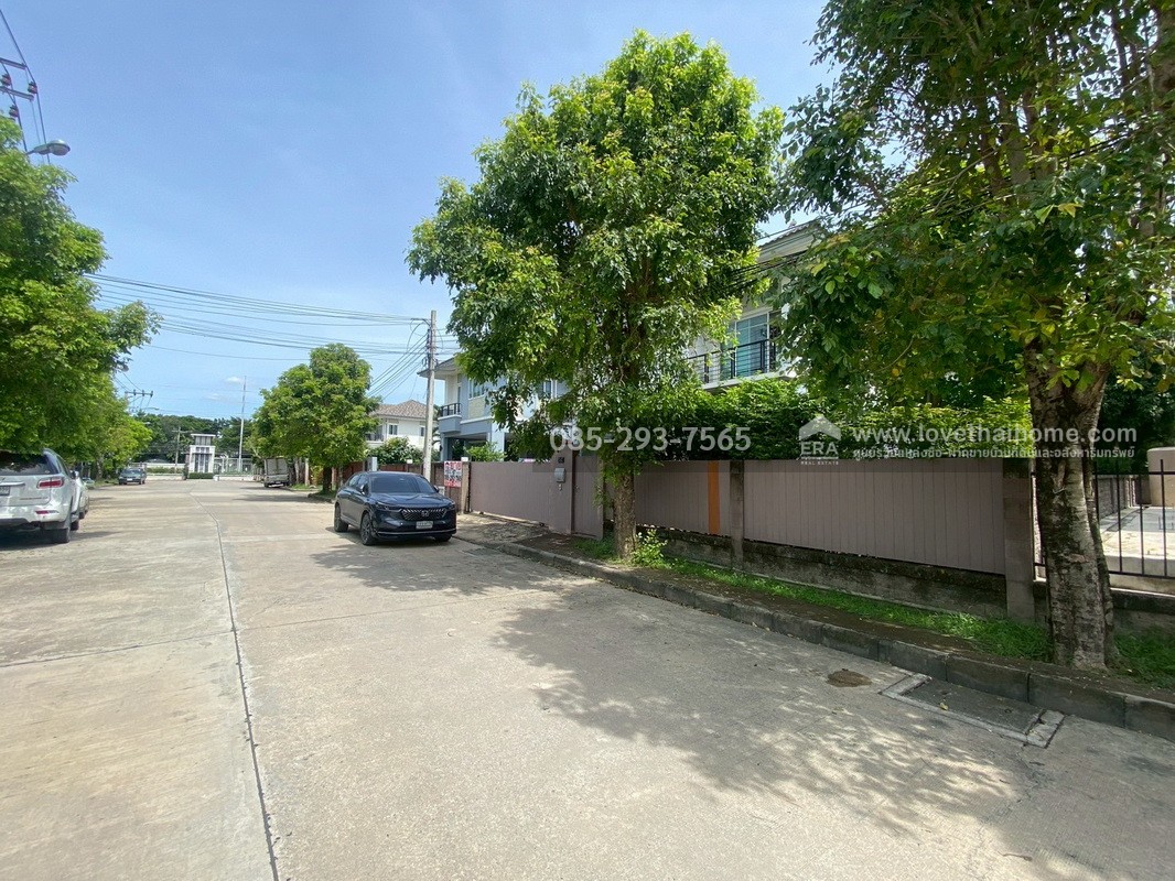 ขายบ้านเดี่ยว 2 ชั้น หมู่บ้านเดอะแพลนท์ พระราม9-วงแหวน2 ถนนพัฒนาชนบท3 พื้นที่ 65.7 ตรว. ขายถูกมาก ถนนเมนโครงการ ใกล้มอเตอร์เวย์ กรุงเทพ-ชลบุรี