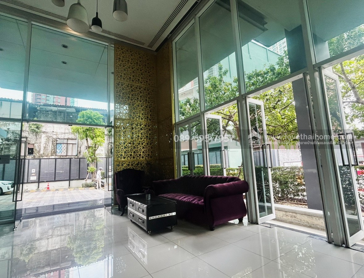 ขายคอนโด The Bloom Sukhumvit 71 ห้องมุม 34.43 ตร.ม. ติดถนนใหญ่ ใกล้ BTS พระโขนง ห้องเปล่า รีโนเวทใหม่ ขายต่ำกว่าราคาประเมิน คุ้มค่าสุดๆ สำหรับอยู่เองหรือปล่อยเช่า