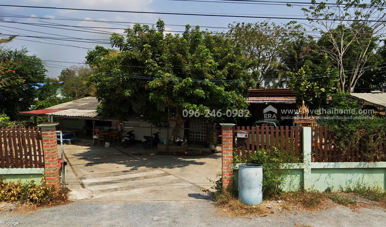 ขายที่ดินแถมบ้าน 2 หลัง พิงเขาสวย ต.ดอนคา อ.อู่ทอง จ.สุพรรณบุรี พื้นที่ 242 ตรว. บรรยากาศดี ร่มรื่น ลมพัดเย็นตลอด วิวภูเขาและทุ่งนา