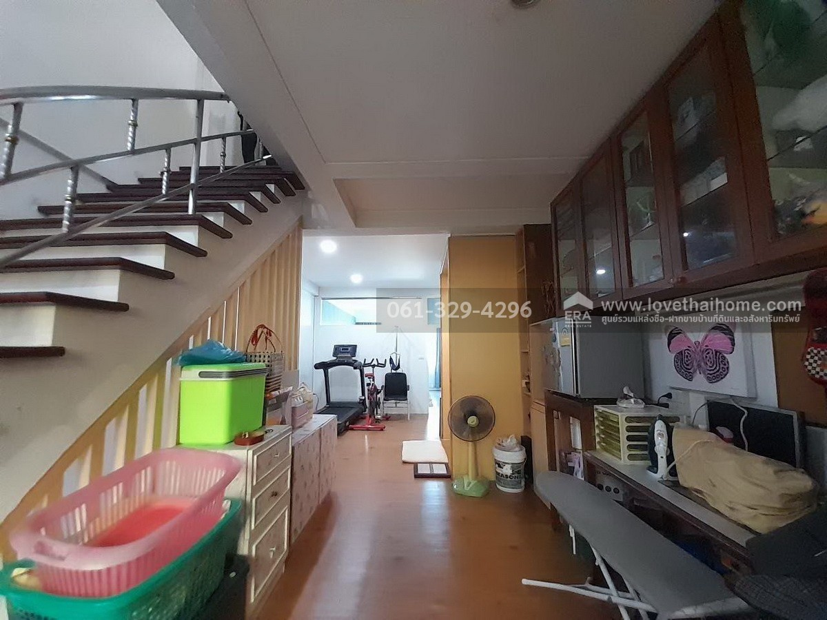 ขายอาคารพาณิชย์ หมู่บ้านเดอะเนเจอร์ซิตี้ เพชรเกษม 69 หนองแขม พื้นที่ 16.6 ตร.วา สภาพนางฟ้า บิ้วอินใหม่ทั้งหลัง