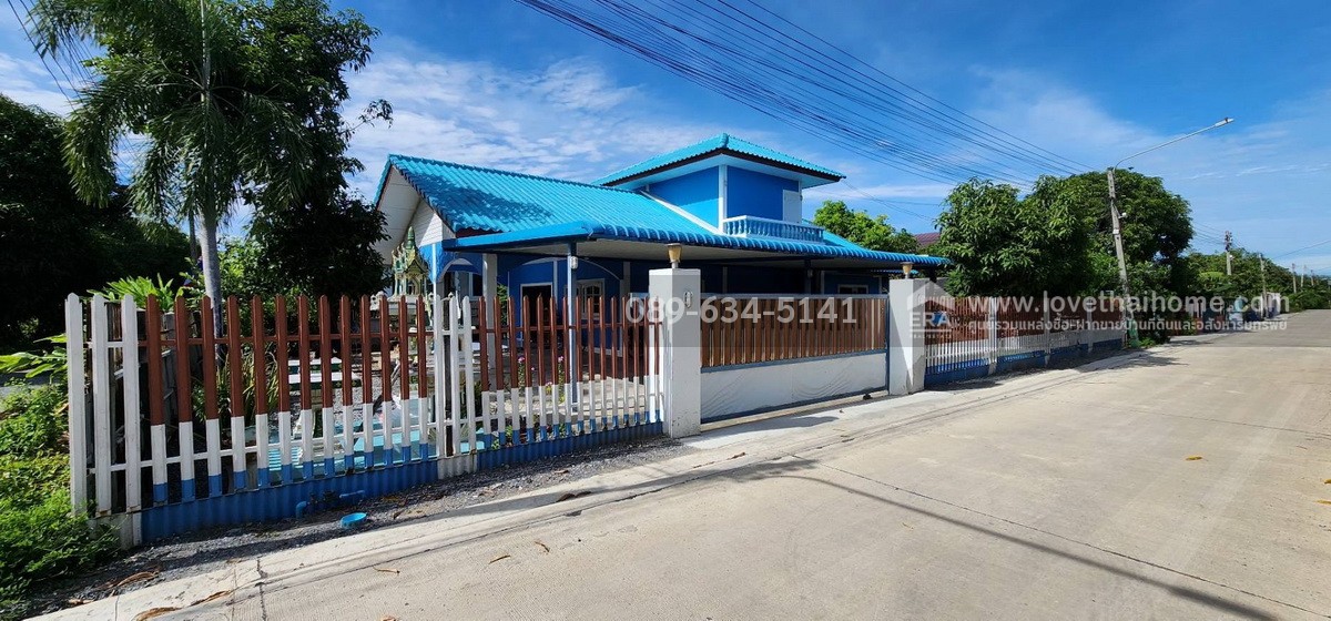 ขายบ้านเดี่ยว ต.หน้าไม้ อ.ลาดหลุมแก้ว จ.ปทุมธานี เนื้อที่ 120 ตรว. บ้านราคาถูก ทำเลดี หลังหัวมุม ขายเพียง 2.8 ล้านราคานี้หาไม่ได้แล้ว ใกล้รถไฟฟ้าสายสีม่วง 15 นาที ใกล้เซ็นทรัลเวสต์เกต