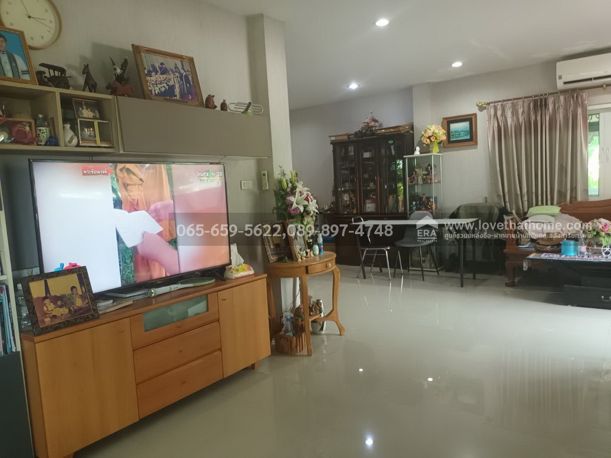 ขายบ้านเดี่ยว หมู่บ้านเดอะสวีทการ์เด้นวิลล์ 2 ถ.หนองระแหง หลังมุม 67.3 ตร.วา  ใกล้ทางด่วนวงแหวนรอบนอก (บางนา-บางปะอิน) ราคาพิเศษ