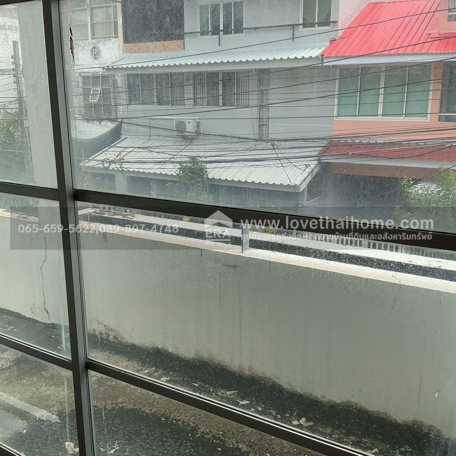 ขายทาวน์โฮม 3 ชั้น โครงการเมืองทองธานี 5 ถ.แจ้งวัฒนะ-ปากเกร็ด 33 (บอนด์สตรีท) นนทบุรี 24.8 ตร.วา ใกล้ MRT เมืองทอง และจุดขึ้น-ลงทางด่วนแจ้งวัฒนะ