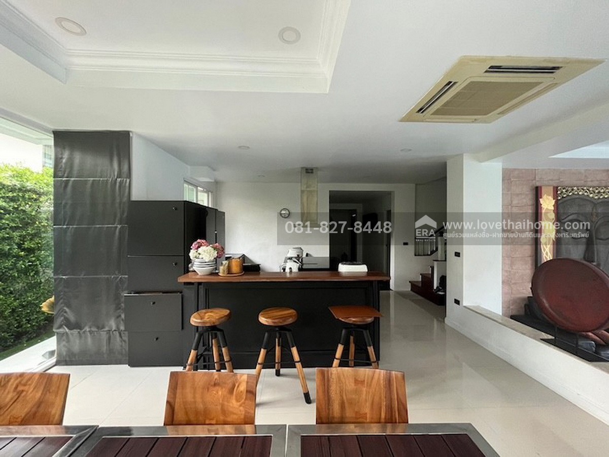 ขายบ้านเดี่ยว หมู่บ้านวราบดินทร์ วงแหวน-ลำลูกกา คลอง 5 พื้นที่ 81 ตร.วา พร้อมอยู่ ทำเลเยี่ยม ใกล้ทางด่วนกาญจนาภิเษก (วงแหวนรอบนอกตะวันออก) และสามารถเชื่อมต่อถนนนิมิตใหม่ได้