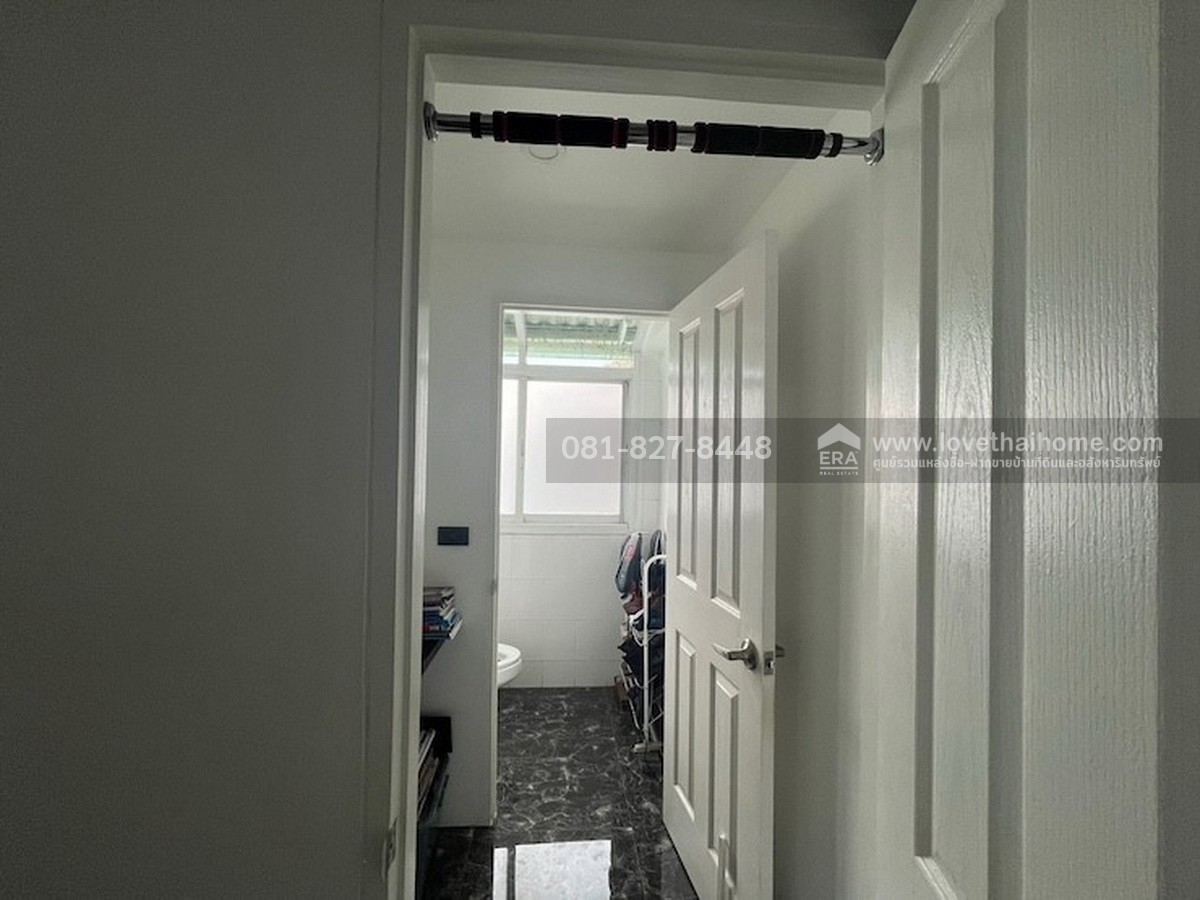 ขายบ้านเดี่ยว หมู่บ้านวราบดินทร์ วงแหวน-ลำลูกกา คลอง 5 พื้นที่ 81 ตร.วา พร้อมอยู่ ทำเลเยี่ยม ใกล้ทางด่วนกาญจนาภิเษก (วงแหวนรอบนอกตะวันออก) และสามารถเชื่อมต่อถนนนิมิตใหม่ได้