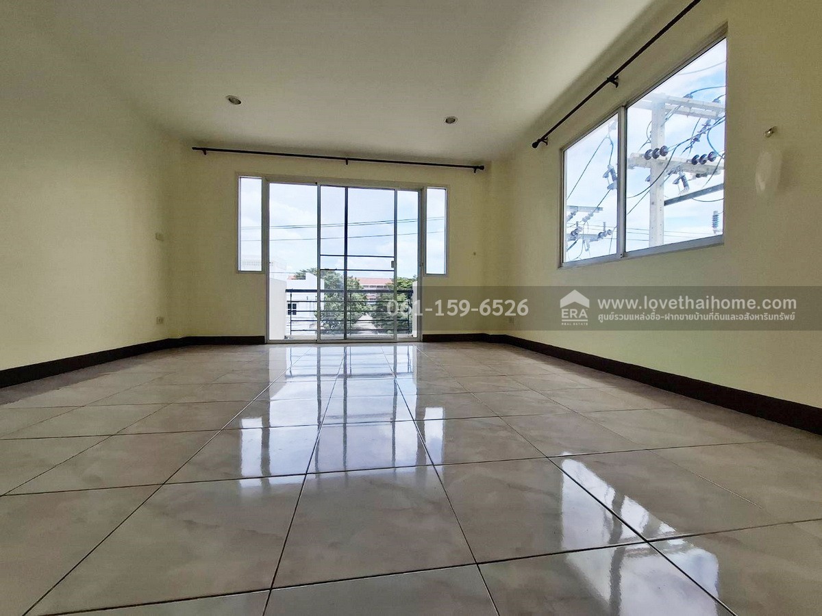 ขายตึกแถวมุม 4.5 ชั้น โครงการThe Color Living Townhome ศรีนครินทร์-วงแหวน สมุทรปราการ 32.2 ตร.วา ต่อเติมพื้นที่ด้านข้าง พร้อมอยู่
