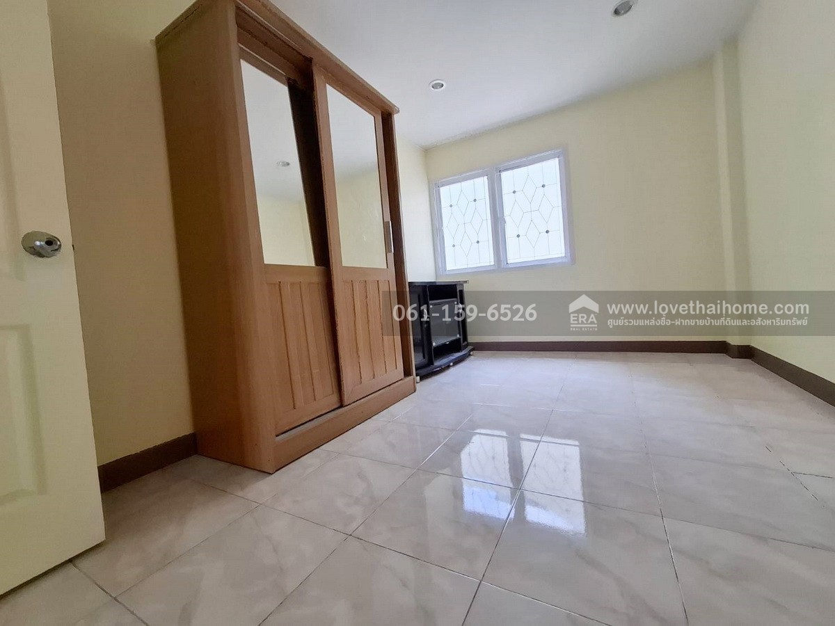 ขายตึกแถวมุม 4.5 ชั้น โครงการThe Color Living Townhome ศรีนครินทร์-วงแหวน สมุทรปราการ 32.2 ตร.วา ต่อเติมพื้นที่ด้านข้าง พร้อมอยู่