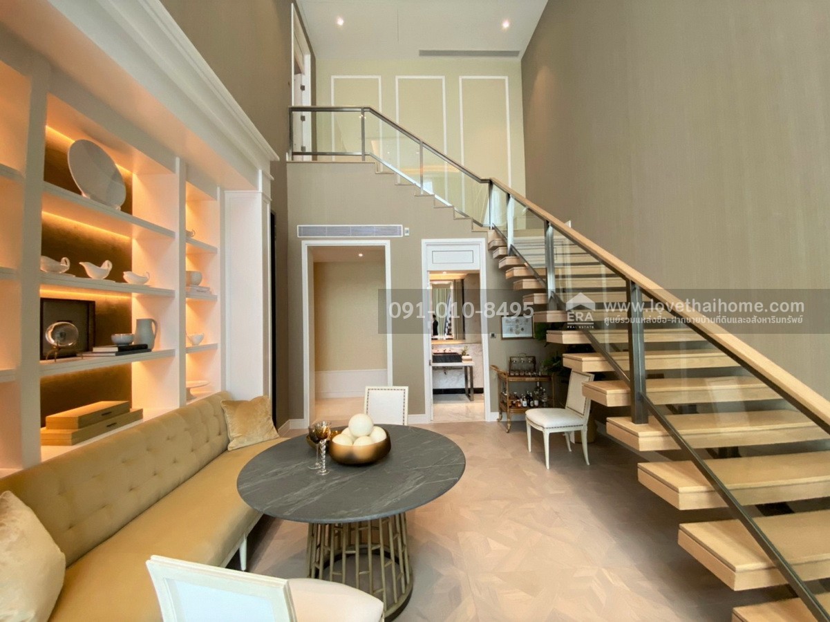 ขาย Penthouse สุดหรู The Residences at Mandarin Oriental Bangkok ( ICONSIAM ) วิวโค้งแม่น้ำเจ้าพระยา  พื้นที่ใช้สอย 163.41 ตร.ม. ชั้น 25–26 (วิวพาโนรามา) พร้อมเฟอร์นิเจอร์ใหม่เอี่ยมครบครัน พร้อมเข้าอยู่ทันที