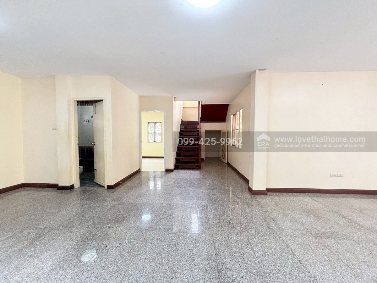  ขายบ้านเดี่ยว หมู่บ้านนวสิน ซ.โพธิ์แก้ว 3 ย่านลาดพร้าว-บางกะปิ 75.1 ตร.วา ใกล้ MRT ลาดพร้าว 101 เข้า-ออกได้ทั้ง ถ.ลาดพร้าว และเลียบทางด่วนรามอินทรา-อาจณรงค์ 