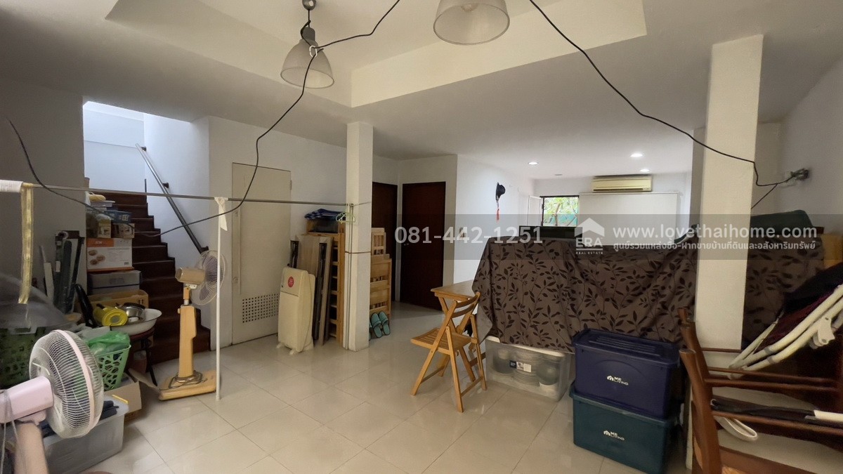ขายบ้านเดี่ยว2ชั้น หมู่บ้านสหกรณ์ ซอยเสรีไทย57 พื้นที่100ตรว. ใกล้จุดขึ้น-ลงวงแหวนรอบนอกตะวันออก พร้อมเข้าอยู่ได้เลย ถ้าเห็นต้องชอบ