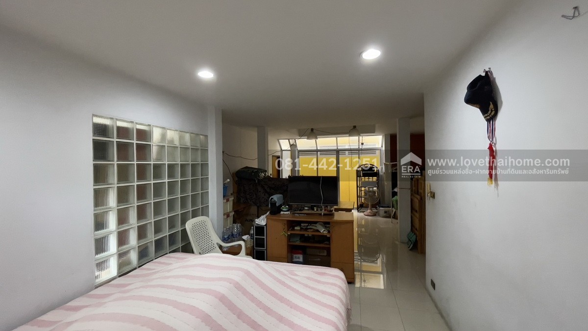 ขายบ้านเดี่ยว2ชั้น หมู่บ้านสหกรณ์ ซอยเสรีไทย57 พื้นที่100ตรว. ใกล้จุดขึ้น-ลงวงแหวนรอบนอกตะวันออก พร้อมเข้าอยู่ได้เลย ถ้าเห็นต้องชอบ