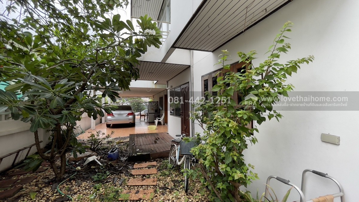 ขายบ้านเดี่ยว2ชั้น หมู่บ้านสหกรณ์ ซอยเสรีไทย57 พื้นที่100ตรว. ใกล้จุดขึ้น-ลงวงแหวนรอบนอกตะวันออก พร้อมเข้าอยู่ได้เลย ถ้าเห็นต้องชอบ