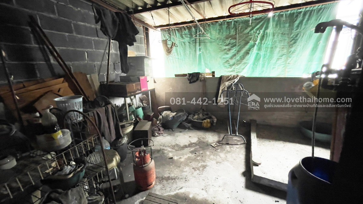 ขายตึกแถว3.5ชั้น ซอยเสรีไทย81 พื้นที่12ตรว. ขาย2.5ล้าน ห่างถนนเสรีไทยเพียงแค่40มตร ถ้าชอบต่อรองได้ค่ะ ขายตึกแถว3.5ชั้น ซอยเสรีไทย81 พื้นที่12ตรว. ขาย2.5ล้าน ห่างถนนเสรีไทยเพียงแค่40มตร ถ้าชอบต่อรองได้ค่ะ