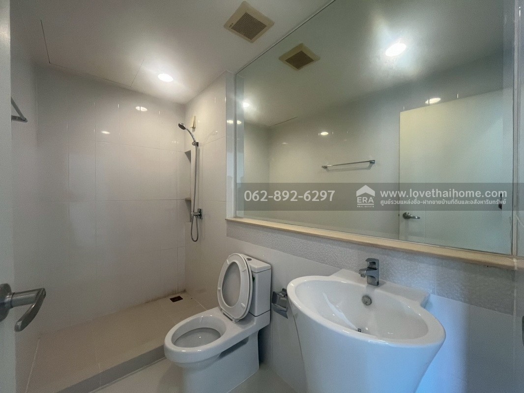 ขายด่วน! ทาวน์โฮม 3 ชั้น โครงการบ้านกลางเมือง นวมินทร์42 พื้นที่ 20 ตารางวา สวยพร้อมอยู่ ทำเลทอง กลางใจเมือง ขายต่ำกว่าราคาตลาด คุ้มค่าที่สุดในย่านนี้