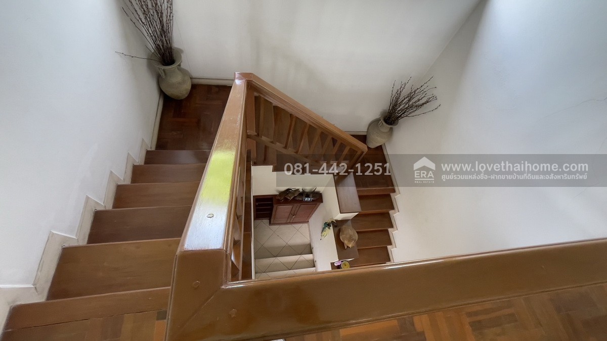 ขายบ้านเดี่ยว2ชั้นหมู่บ้านโนเบิลวานา ซอยบรมราชชนนี74/1 พื้นที่64.6ตรว. ขาย7.5ล้าน บ้านสภาพดีพร้อมเข้าอยู่ได้เลย ถ้าเห็นต้องชอบ ราคาต่อรองได้ค่ะ