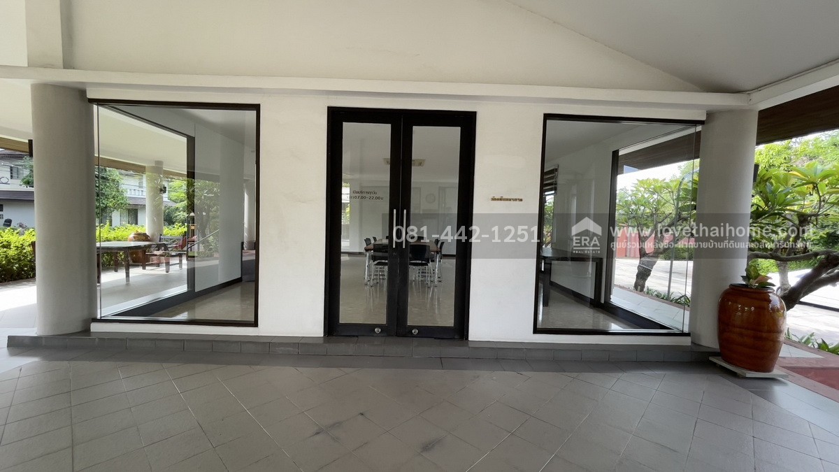 ขายบ้านเดี่ยว2ชั้นหมู่บ้านโนเบิลวานา ซอยบรมราชชนนี74/1 พื้นที่64.6ตรว. ขาย7.5ล้าน บ้านสภาพดีพร้อมเข้าอยู่ได้เลย ถ้าเห็นต้องชอบ ราคาต่อรองได้ค่ะ